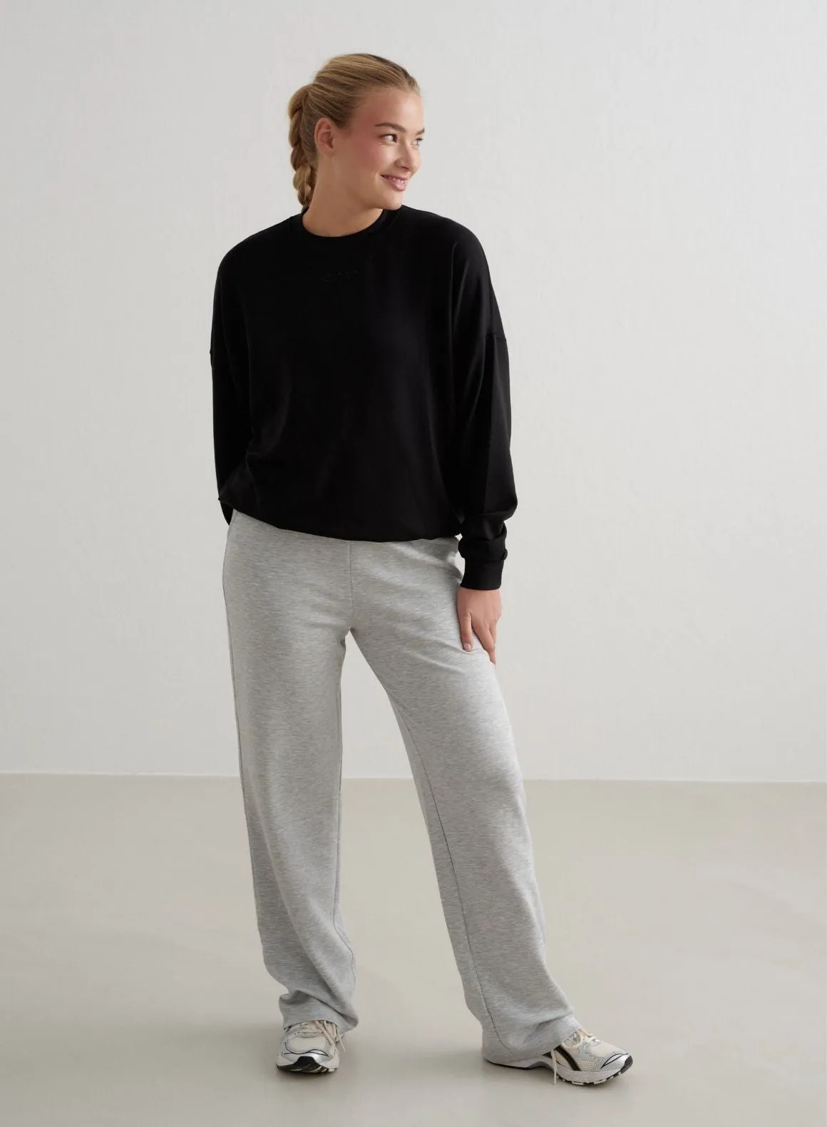 Black Comfy Modal Sweatshirt