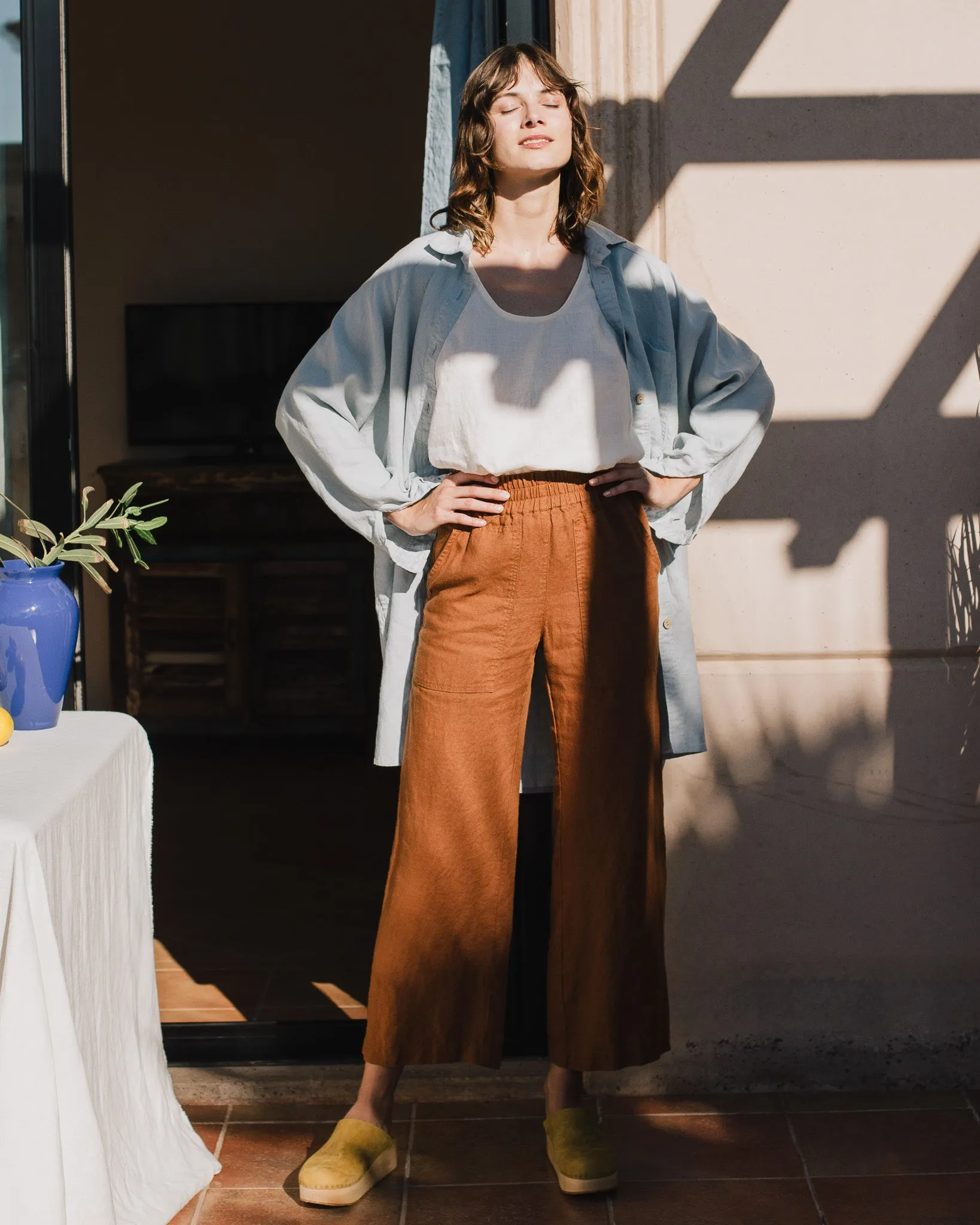 PUGLIA straight cut cropped linen pants (SS24)